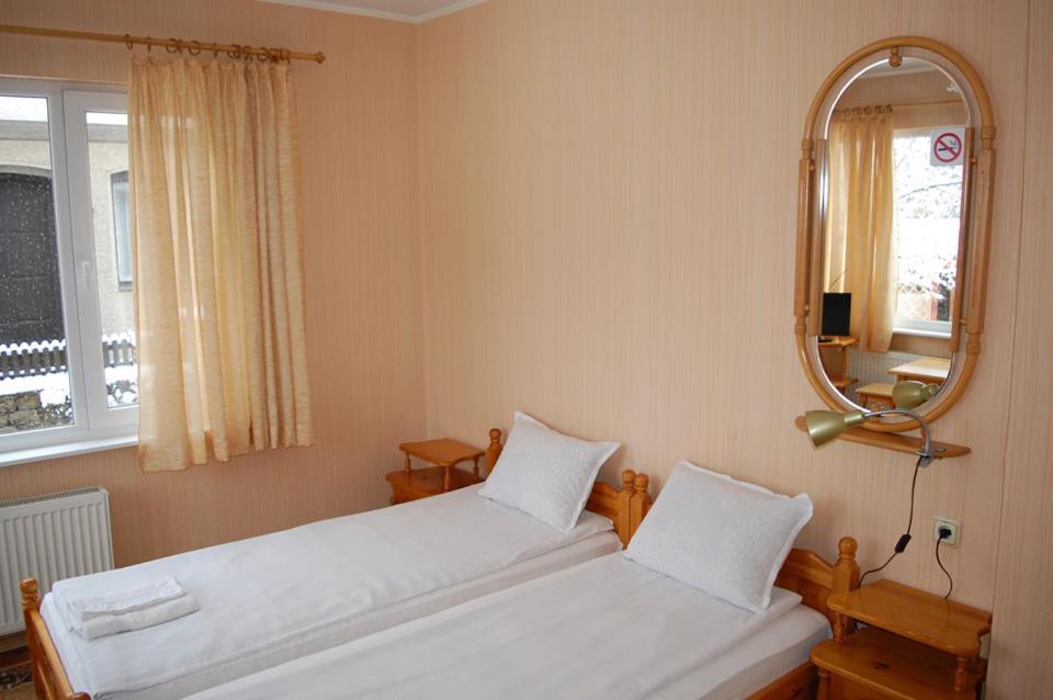 מלון טריאבנה Borova House מראה חיצוני תמונה